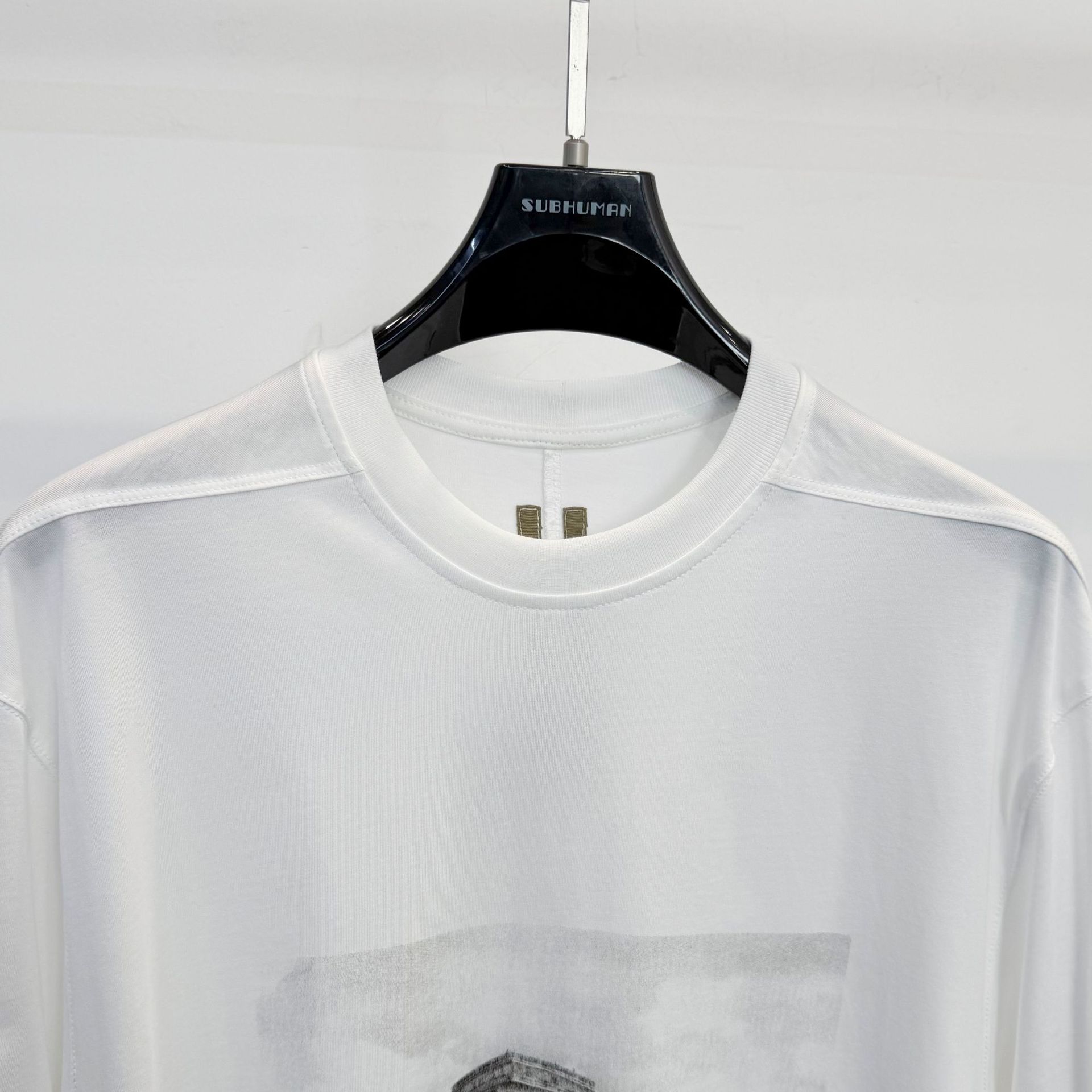26SS Dark Lazy‑Vibe 오버사이즈 반팔 티 - Summer Vibes Clothing Men 리뷰 및 가격